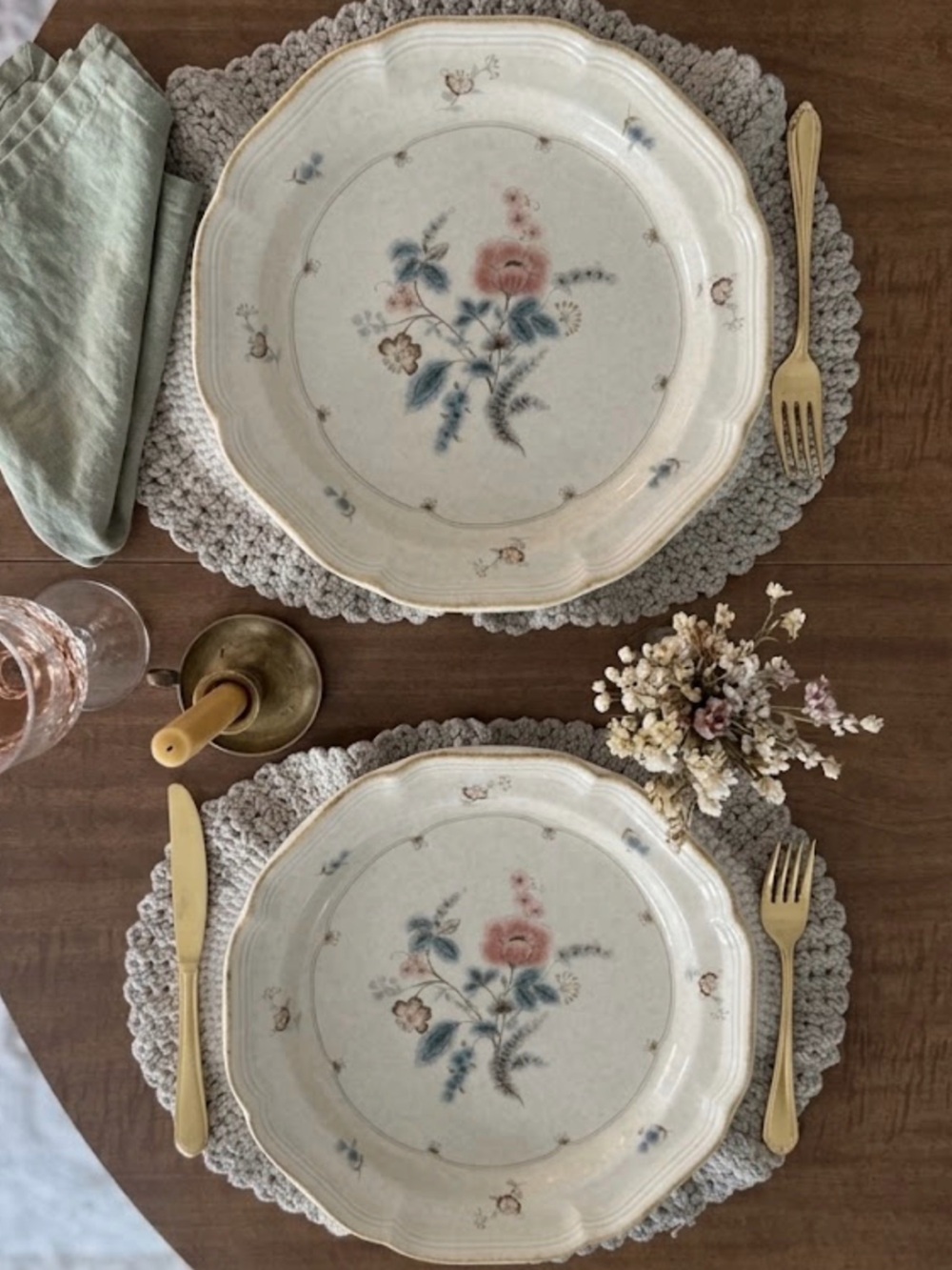 Mikasa Country Charm Dinner Plates-Set of 2